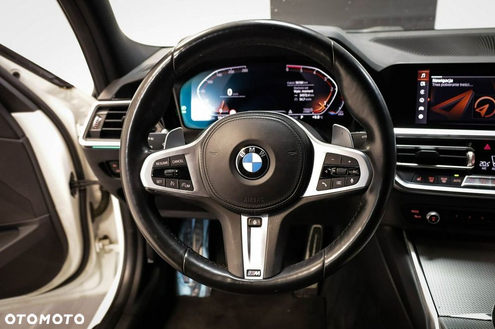 BMW Seria 3 320d M Sport sport - 22
