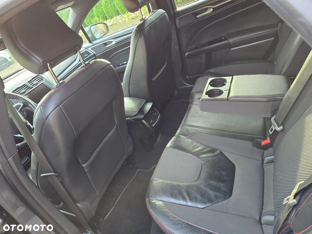 Ford Mondeo 2.0 TDCi ST-Line PowerShift - 4