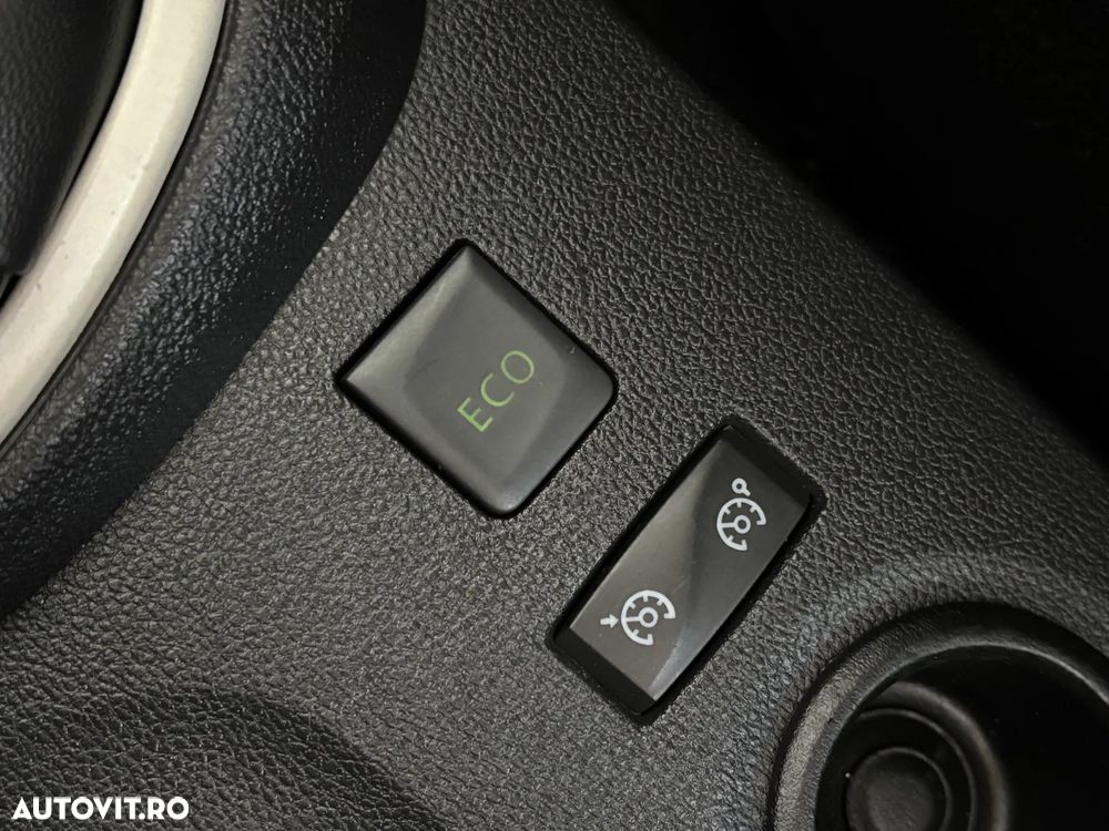 Renault Captur TCe Life - 25