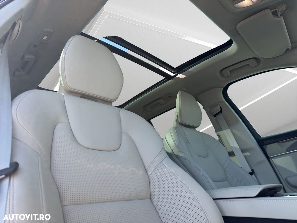 Volvo XC 90 - 13
