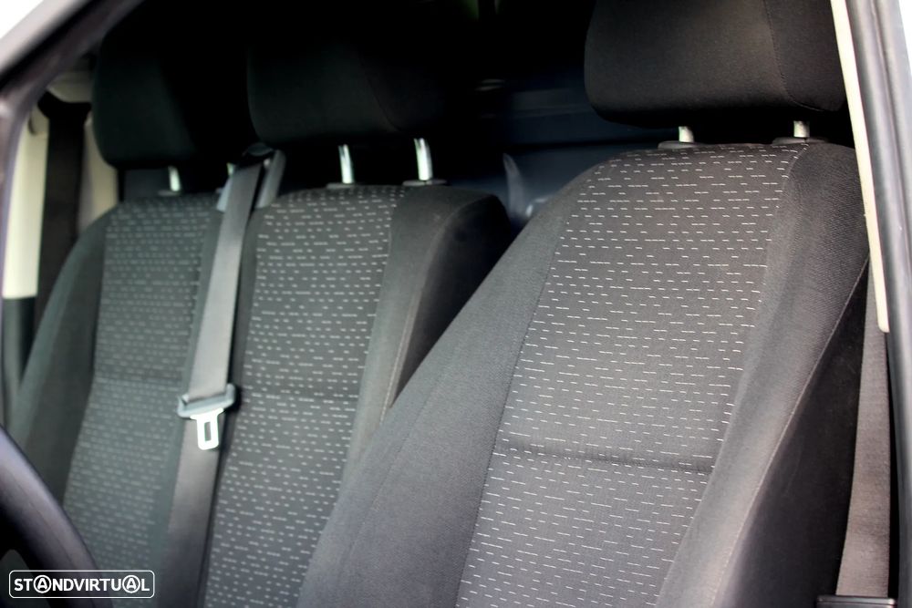 Mercedes-Benz VITO 110 - 13