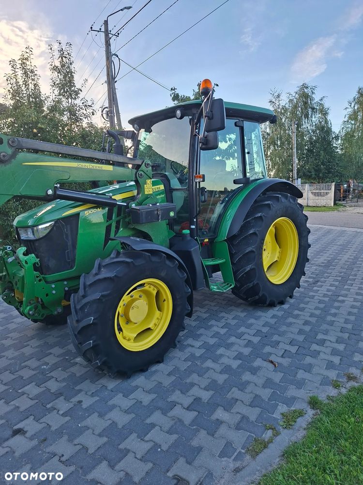 John Deere 5100m - 1