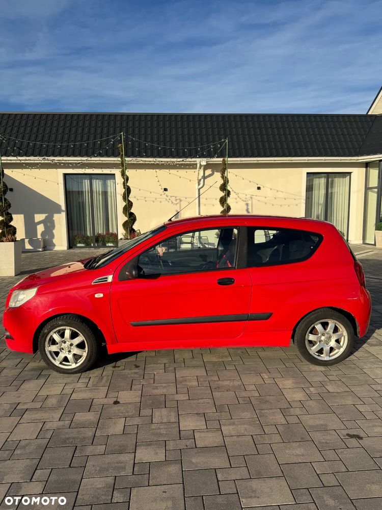 Chevrolet Aveo 1.2 16V Base - 6