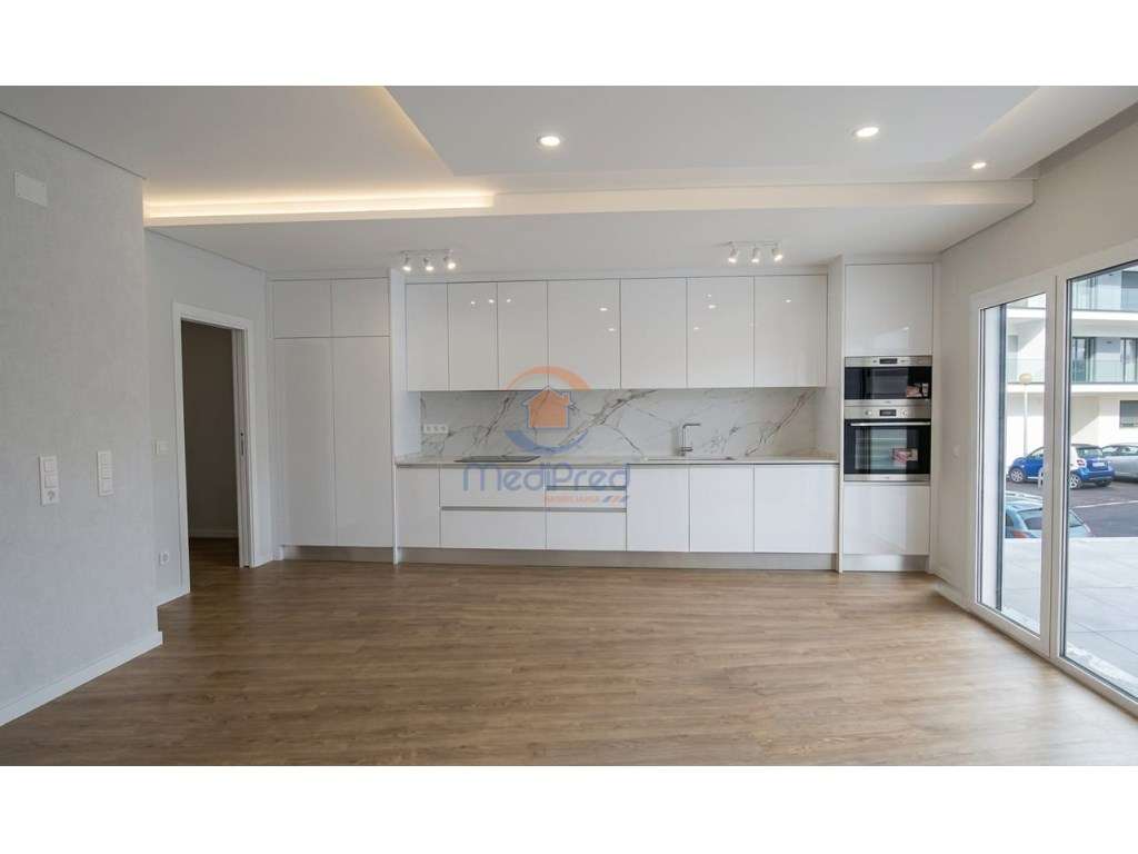 Apartamento T2 NOVO c/ BOX | Santo António dos Cavaleiros, Loures - Grande imagem: 2/38