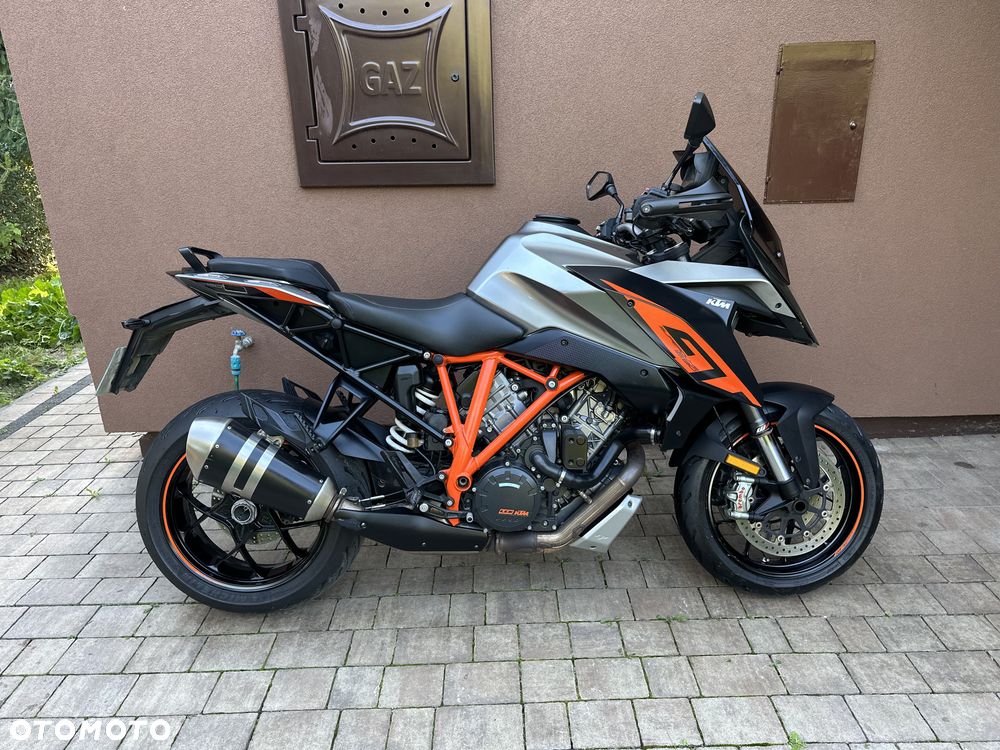 KTM Super Duke - 1