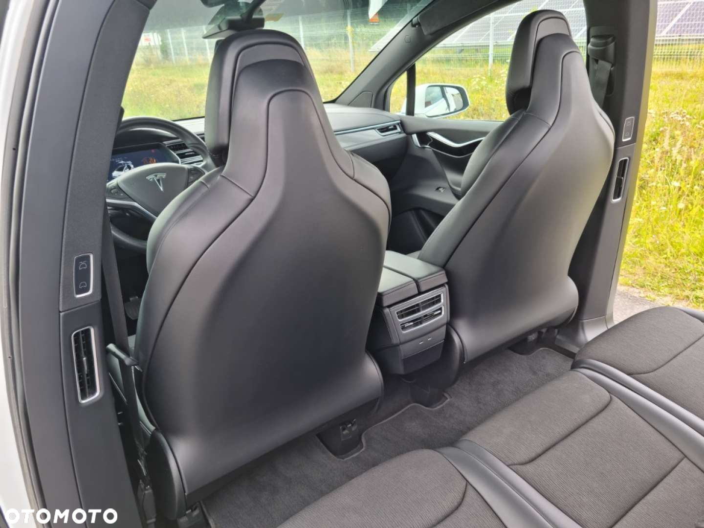 Tesla Model X 75 D - 25