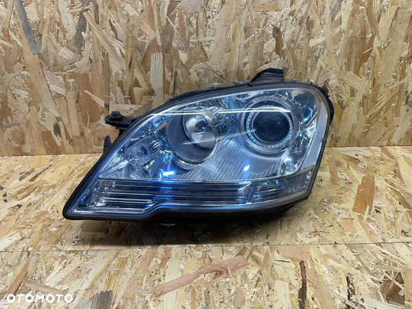 Przednia lewa lampa mercedes ml w 164 lift bi xenon