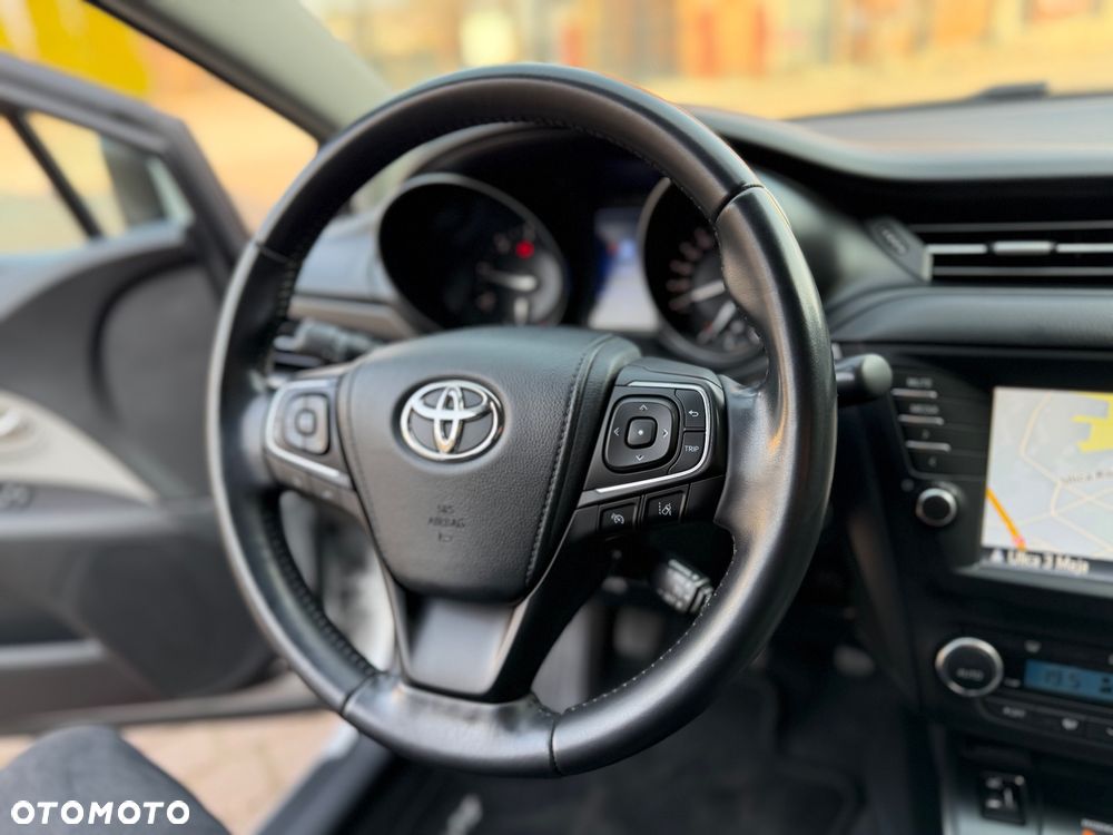 Toyota Avensis 2.0 D-4D Prestige - 10