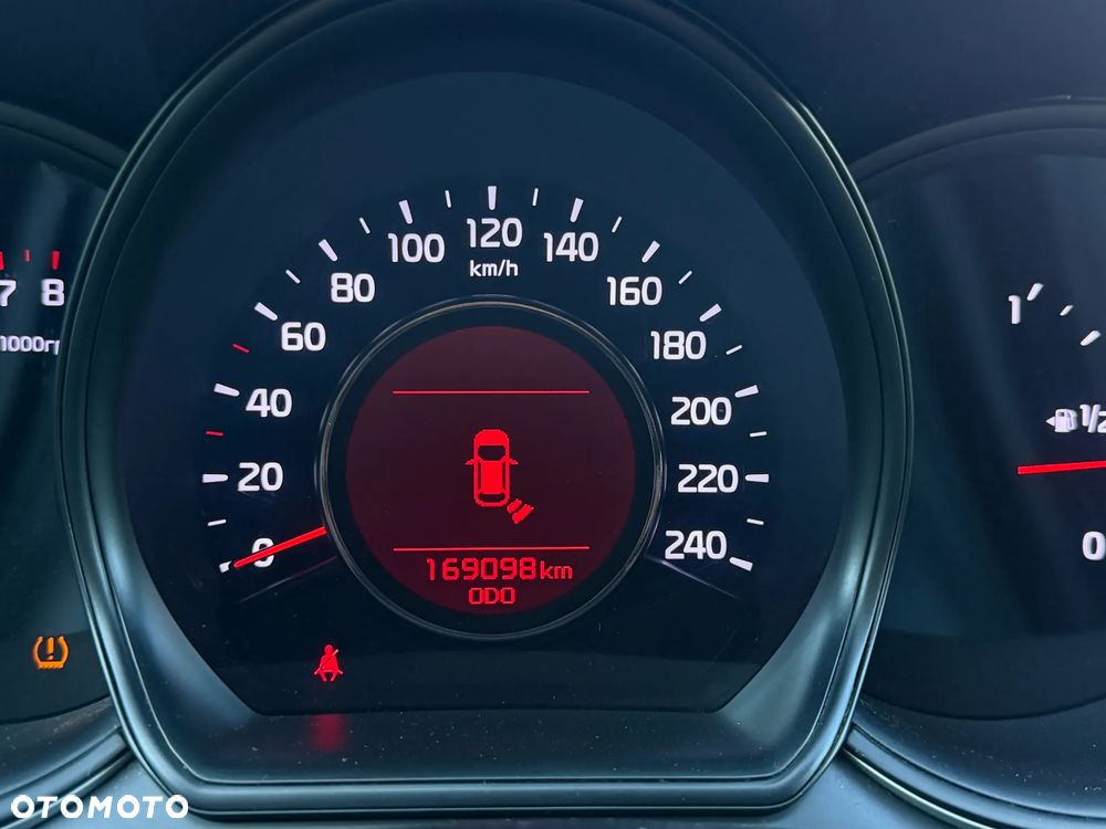 Kia Ceed 1.4 S - 28