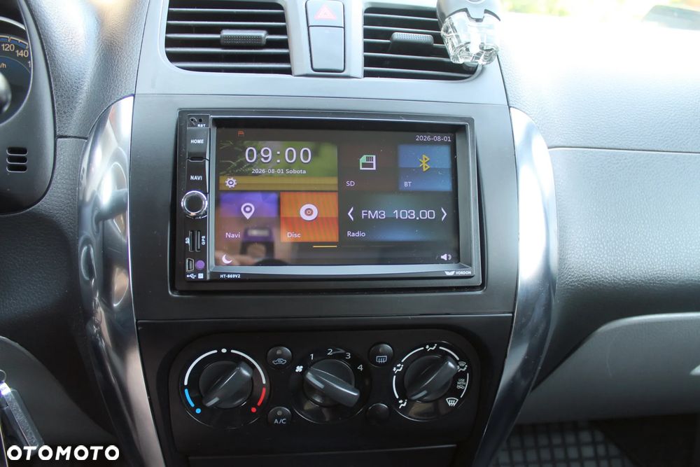 Suzuki SX4 1.6 Comfort 4WD - 19
