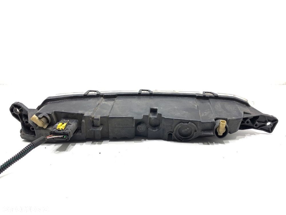 LAMPA DRL PRAWY PRZÓD CITROEN C4 GRAND PICASSO II (DA_, DE_) 2013 - 2022 1.6 BlueHDi 120 88 kW [120 - 3