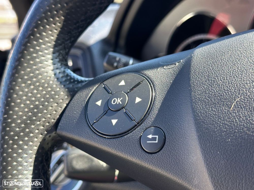 Mercedes-Benz E 250 CDI Elegance BlueEfficiency - 22