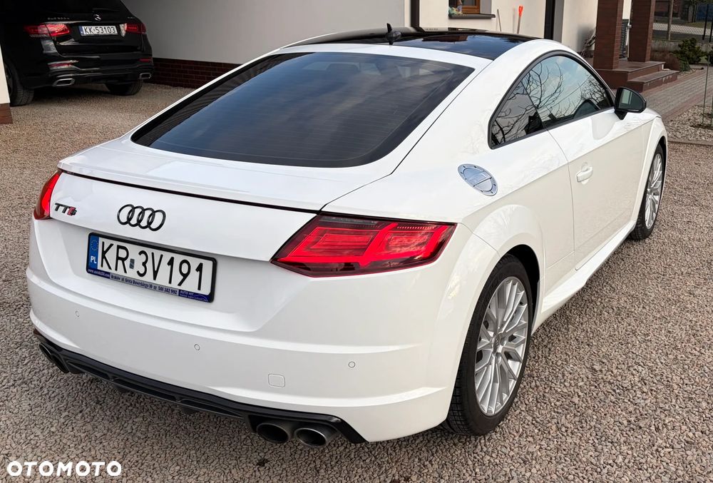 Audi TT S Coupé - 2