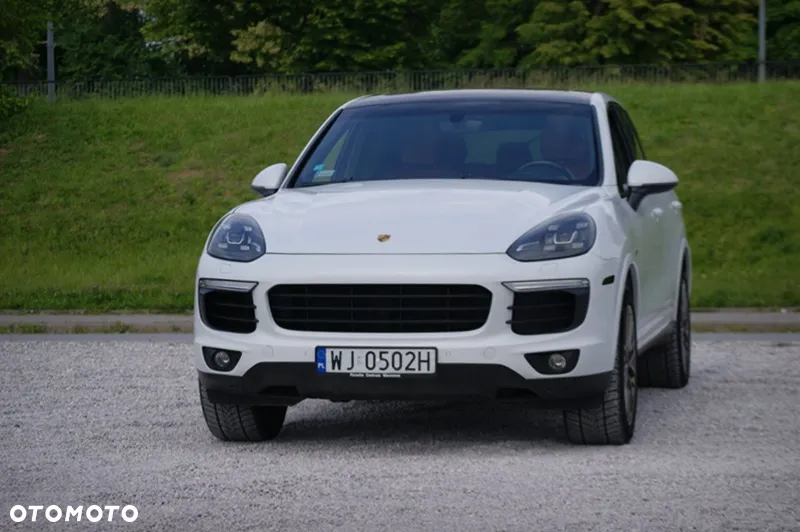 Porsche Cayenne - 8