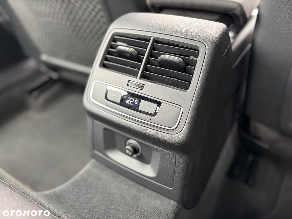 Audi A4 Limousine - 22