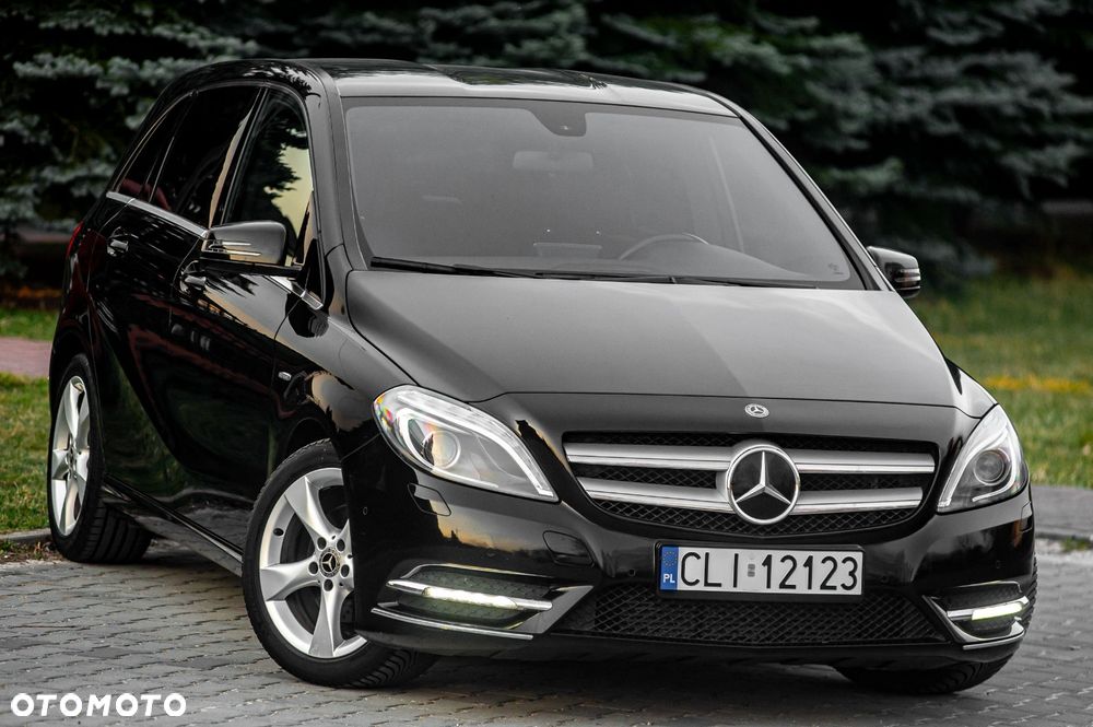 Mercedes-Benz Klasa B 200 UrbanStyle Edition - 3