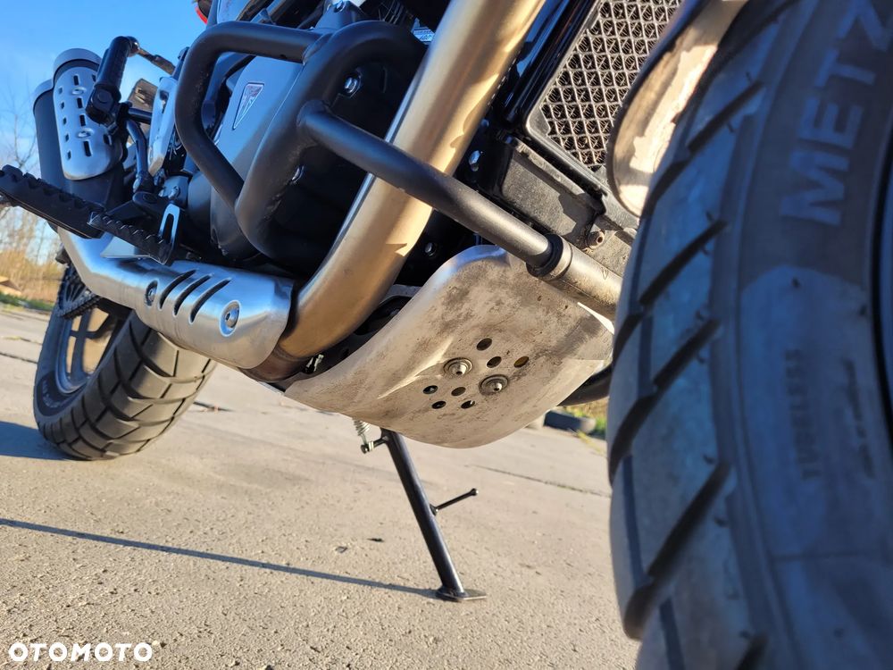 Triumph Scrambler - 4