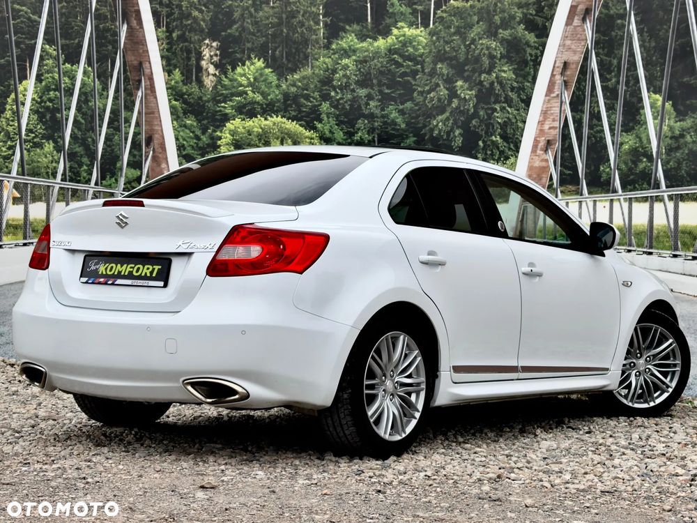 Suzuki Kizashi 2.4 4x4 CVT Sport - 15