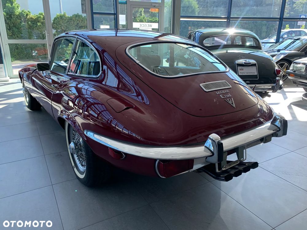 Jaguar E-Type - 9