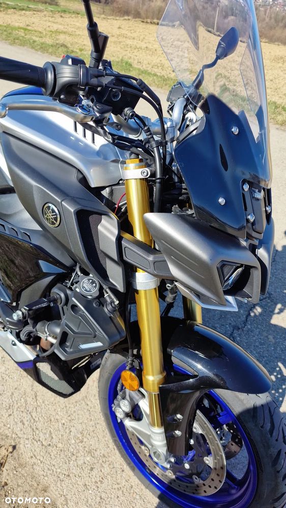 Yamaha MT - 12
