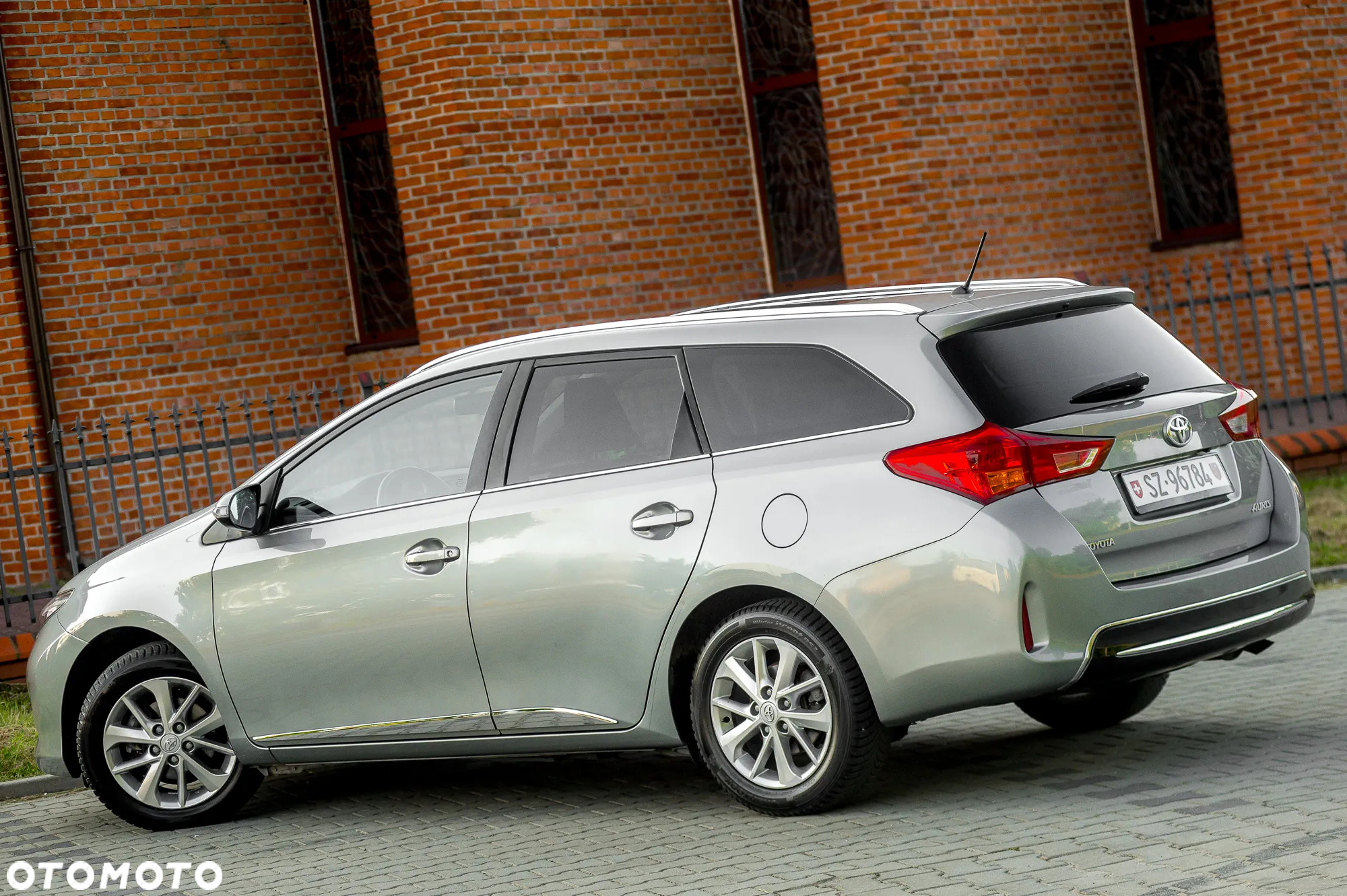Toyota Auris - 10