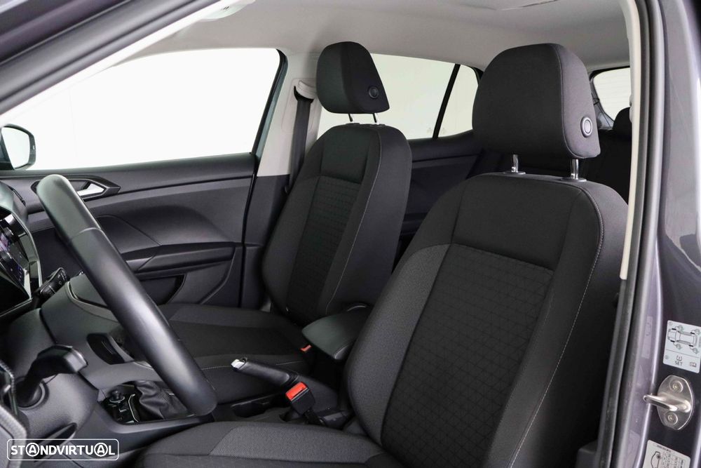 VW T-Cross 1.0 TSI Life DSG - 35