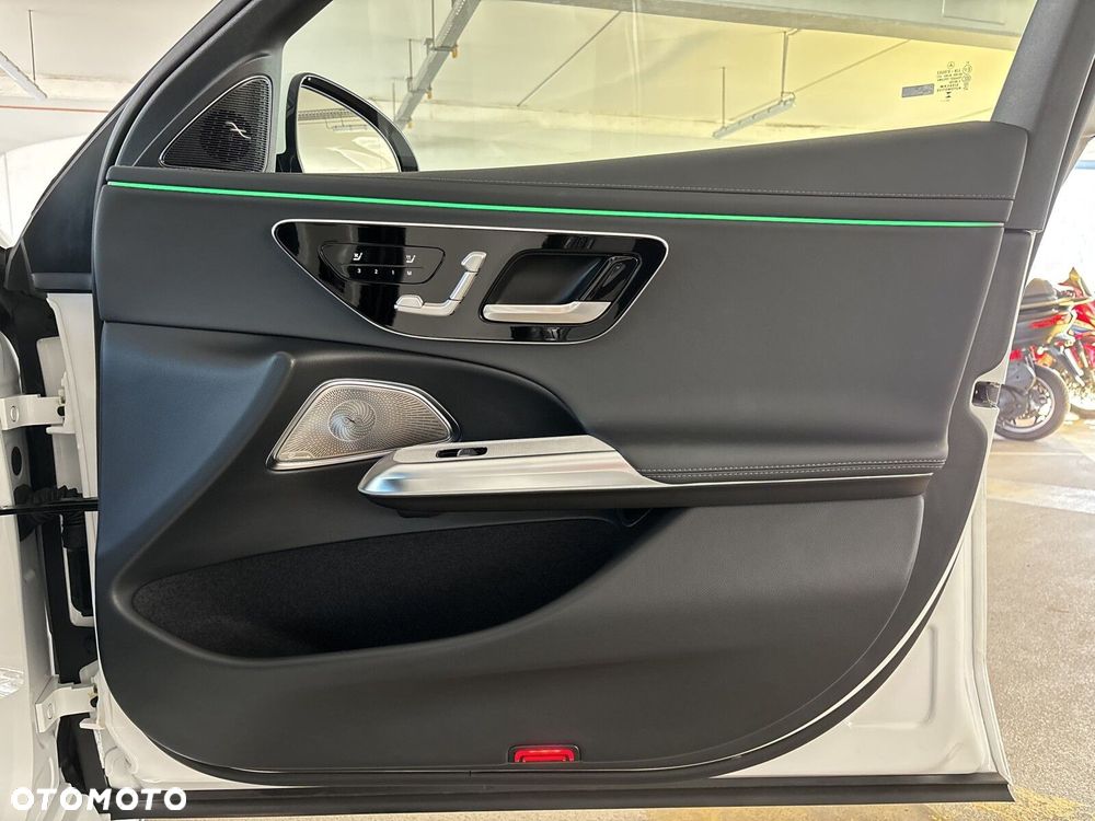 Mercedes-Benz Klasa E - 20