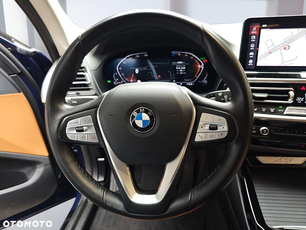 BMW X3 xDrive20d - 13