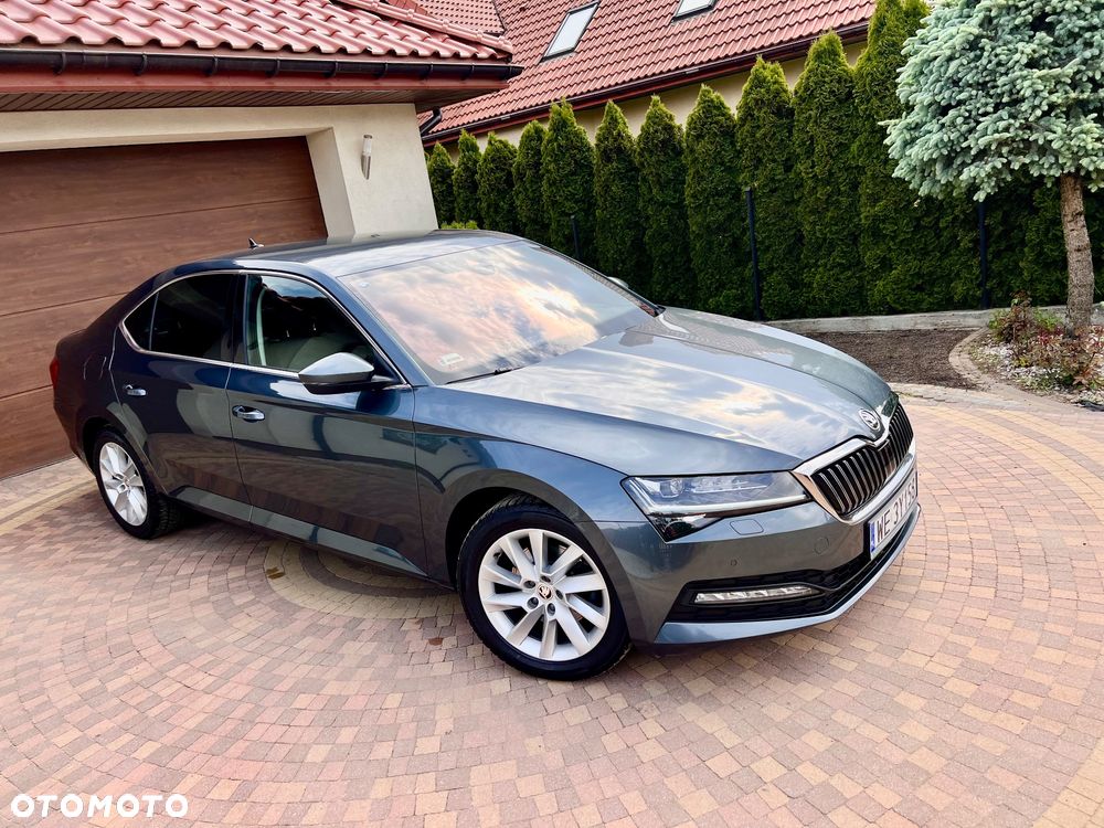 Skoda Superb ver-2-0-tdi-scr-ambition-dsg - 24
