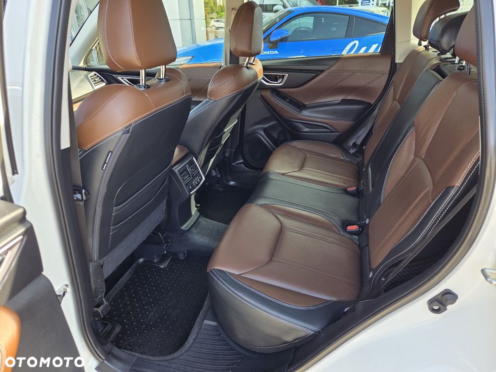 Subaru Forester 2.0i-L Exclusive Navi (EyeSight) Lineartronic - 11