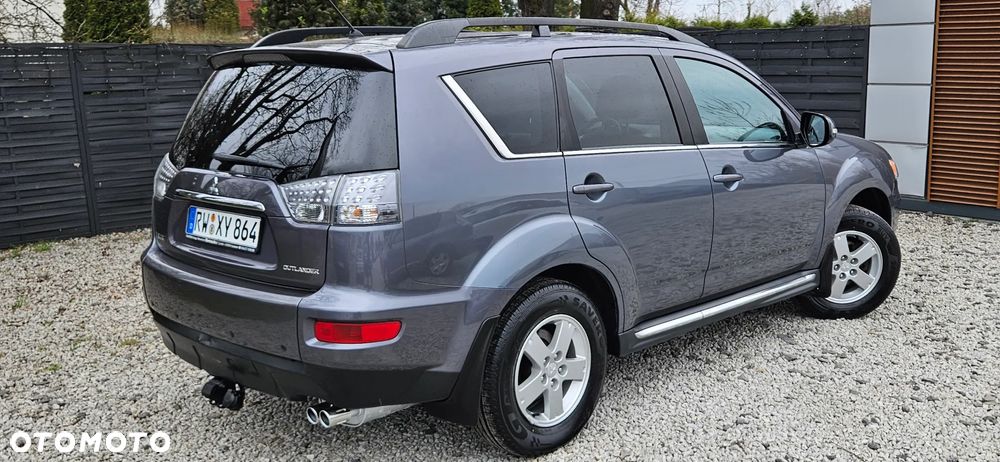 Mitsubishi Outlander 2.0 DI-D 4WD Intense - 4