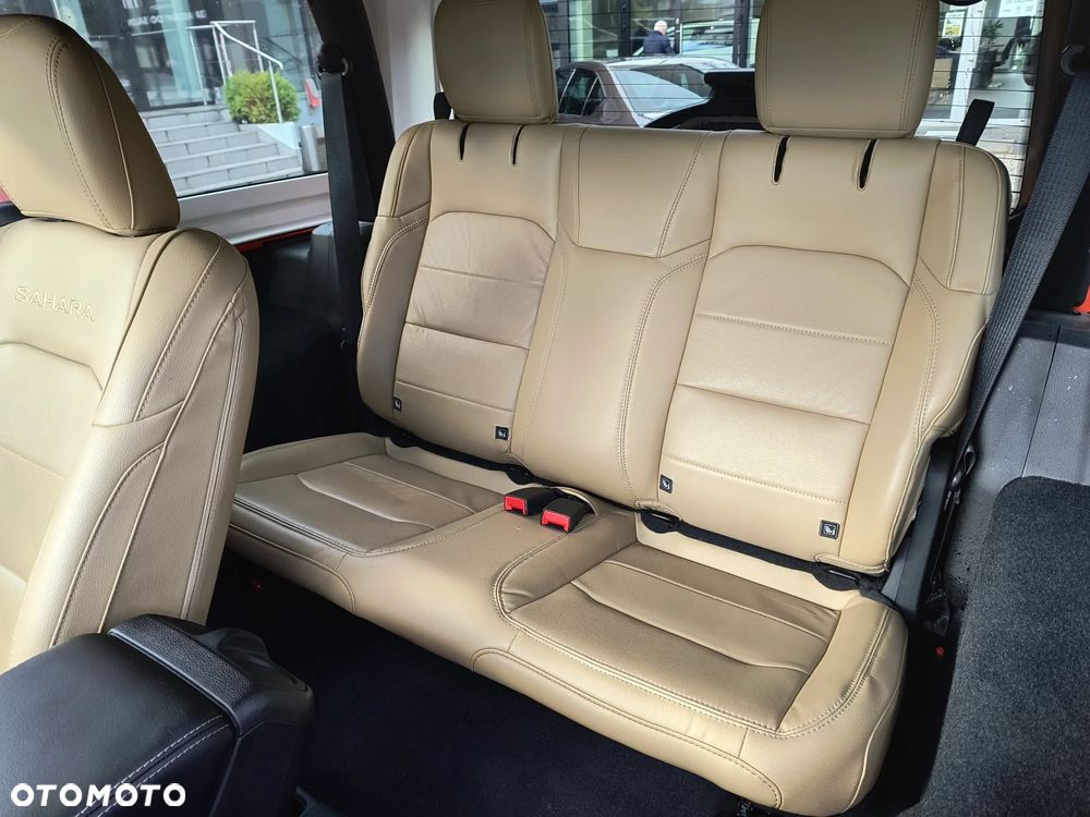Jeep Wrangler GME 2.0 Turbo Sahara - 10