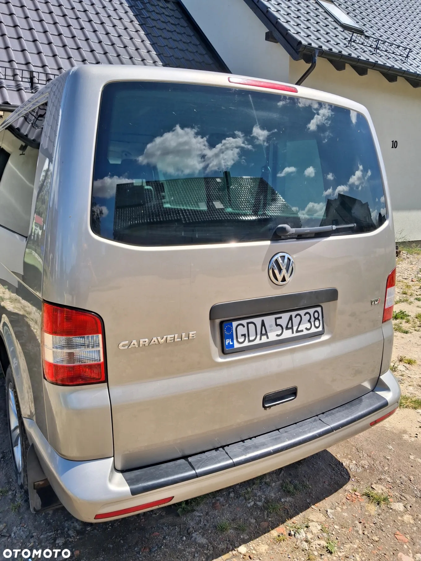 Volkswagen Caravelle - 5