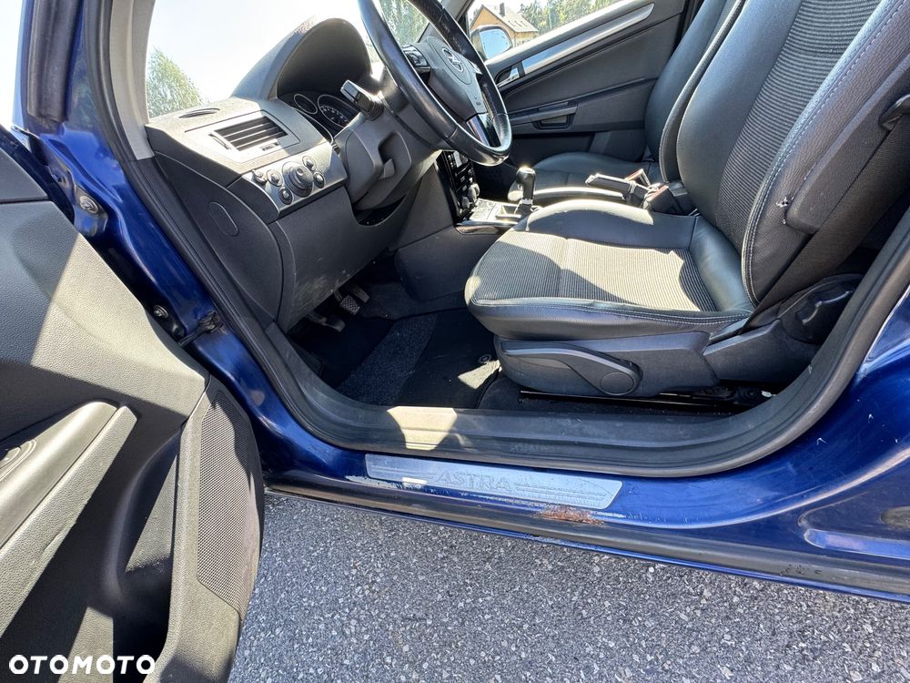 Opel Astra III 1.9 CDTI Enjoy - 15