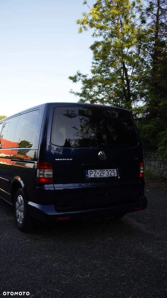Volkswagen Multivan - 3