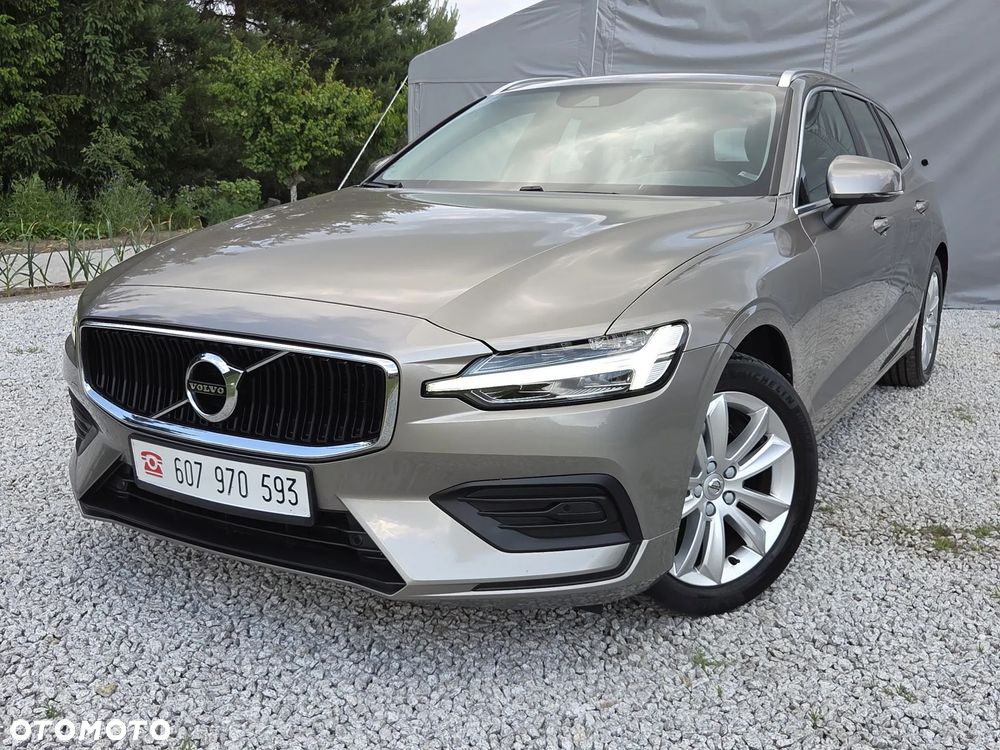 Volvo V60 D3 Momentum Pro - 25