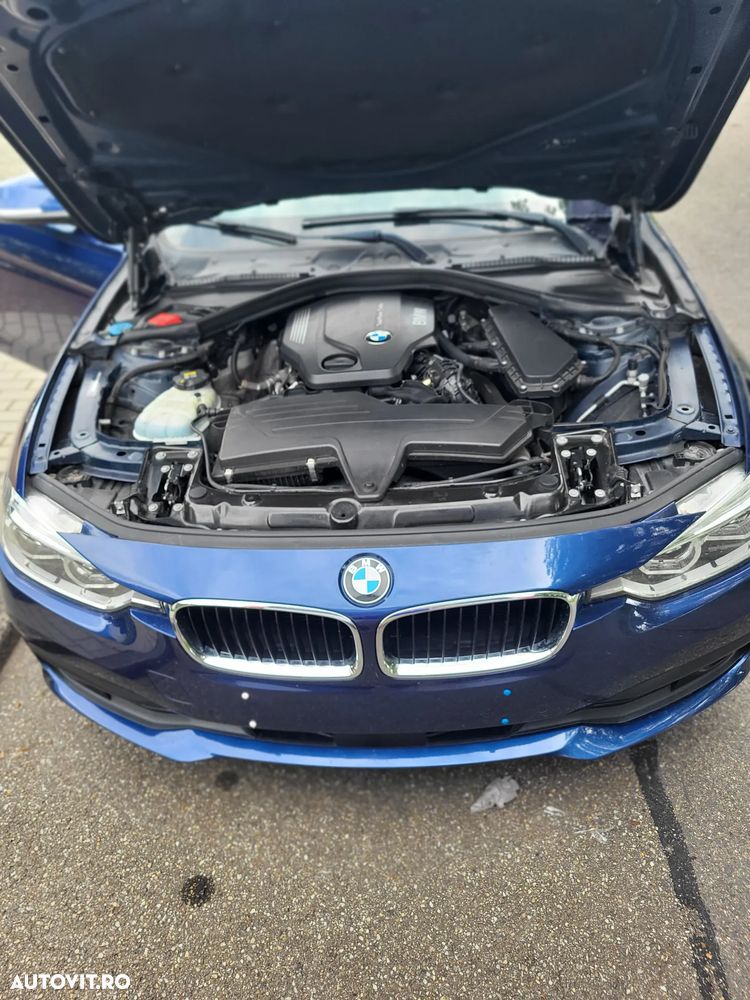 BMW Seria 3 320d xDrive Aut. - 13