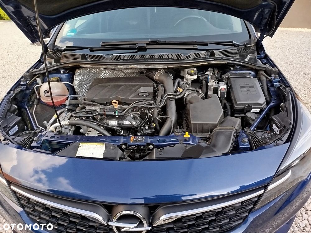 Opel Astra 1.2 Turbo - 21