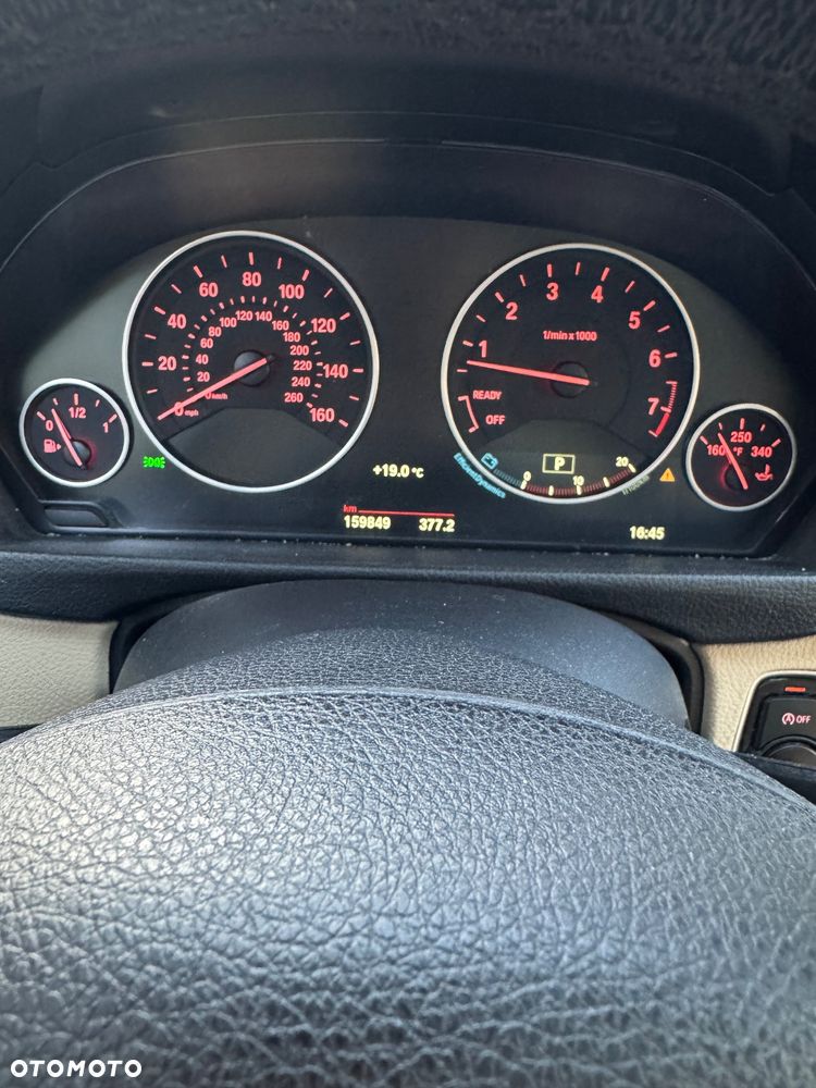 BMW Seria 3 328i xDrive - 13