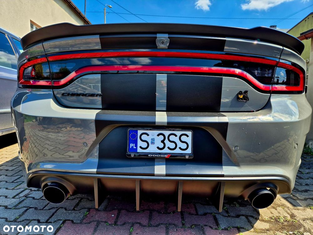 Dodge Charger 6.4 Scat Pack - 2