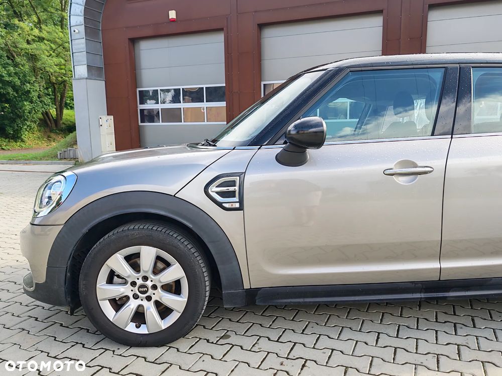 MINI Countryman Cooper Essential Trim - 12