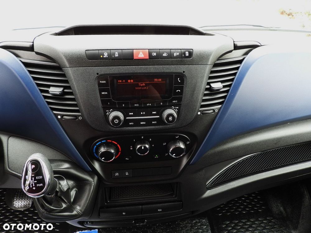 Iveco DAILY 35S14 FURGON CHŁODNIA  0*C ZASILANIE 230V TEMPOMAT AUTOMAT HI-MATIC KLIMATYZACJA  140KM - 37