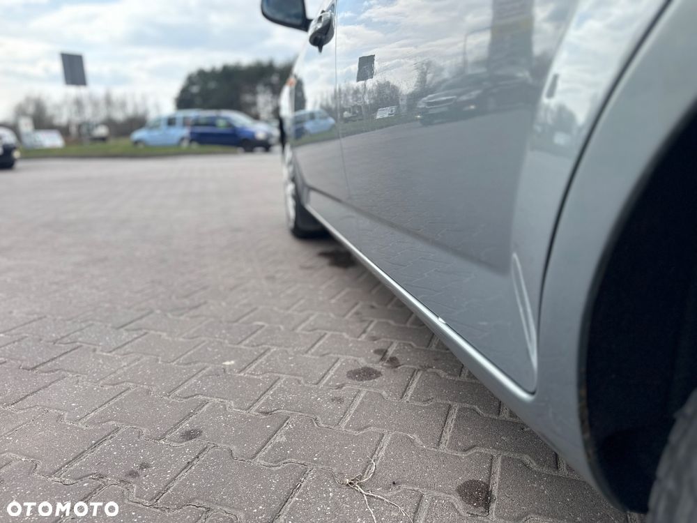 Ford Mondeo 1.8 TDCi Titanium - 28