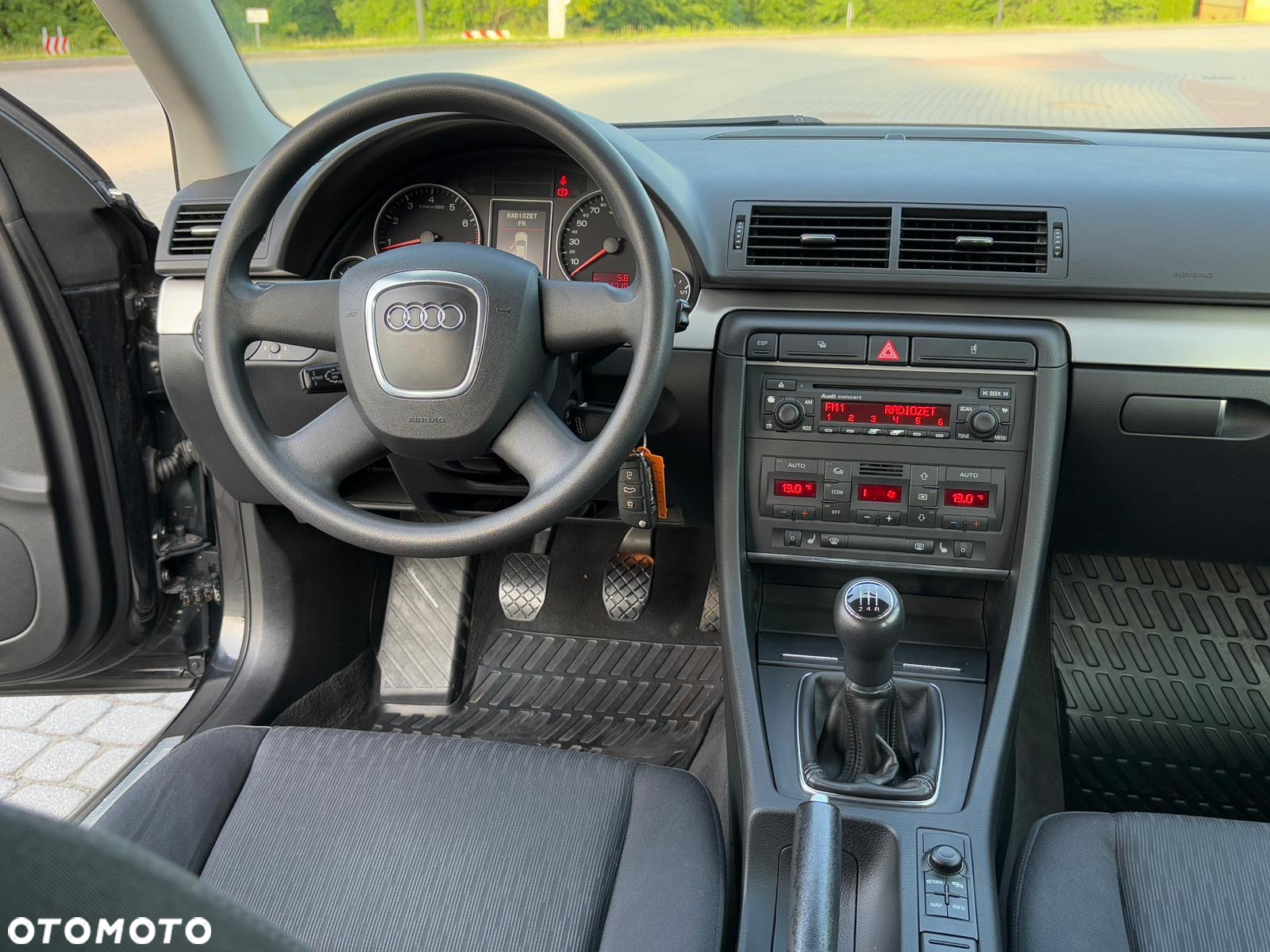 Audi A4 Avant 1.8 T - 12