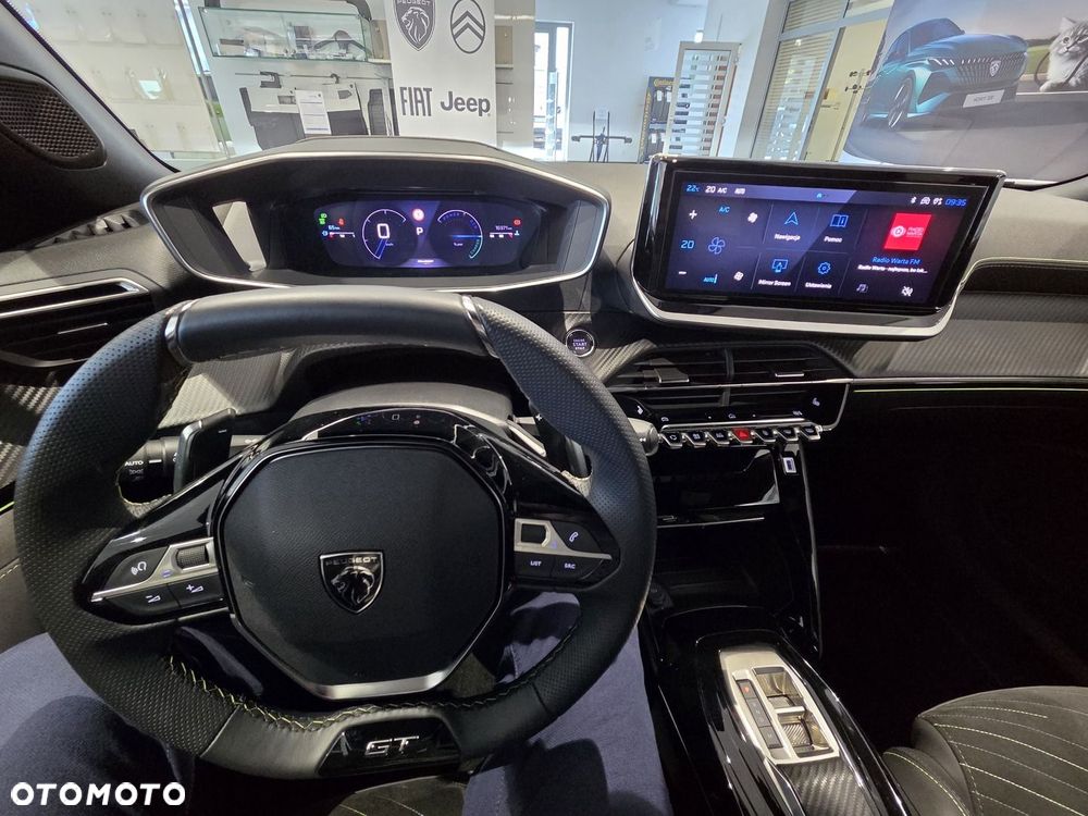 Peugeot 2008 - 13
