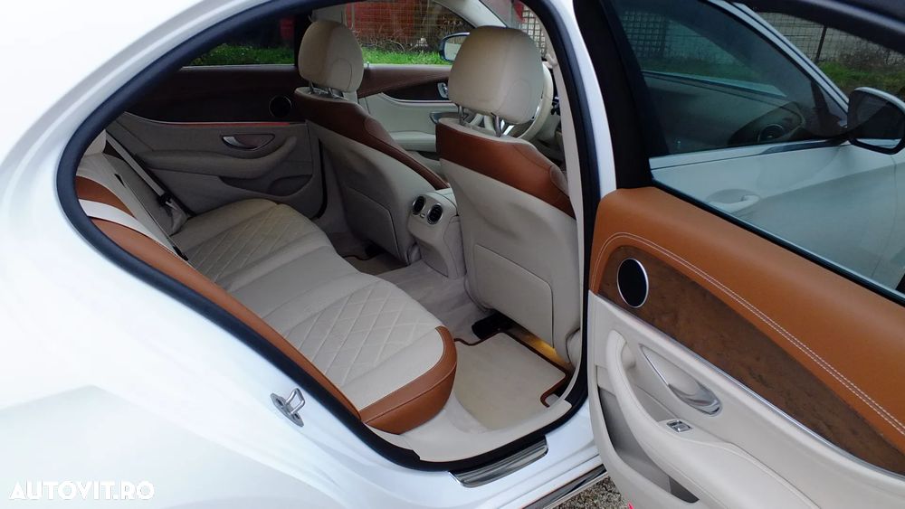 Mercedes-Benz E 220 d 9G-TRONIC Exclusive - 32