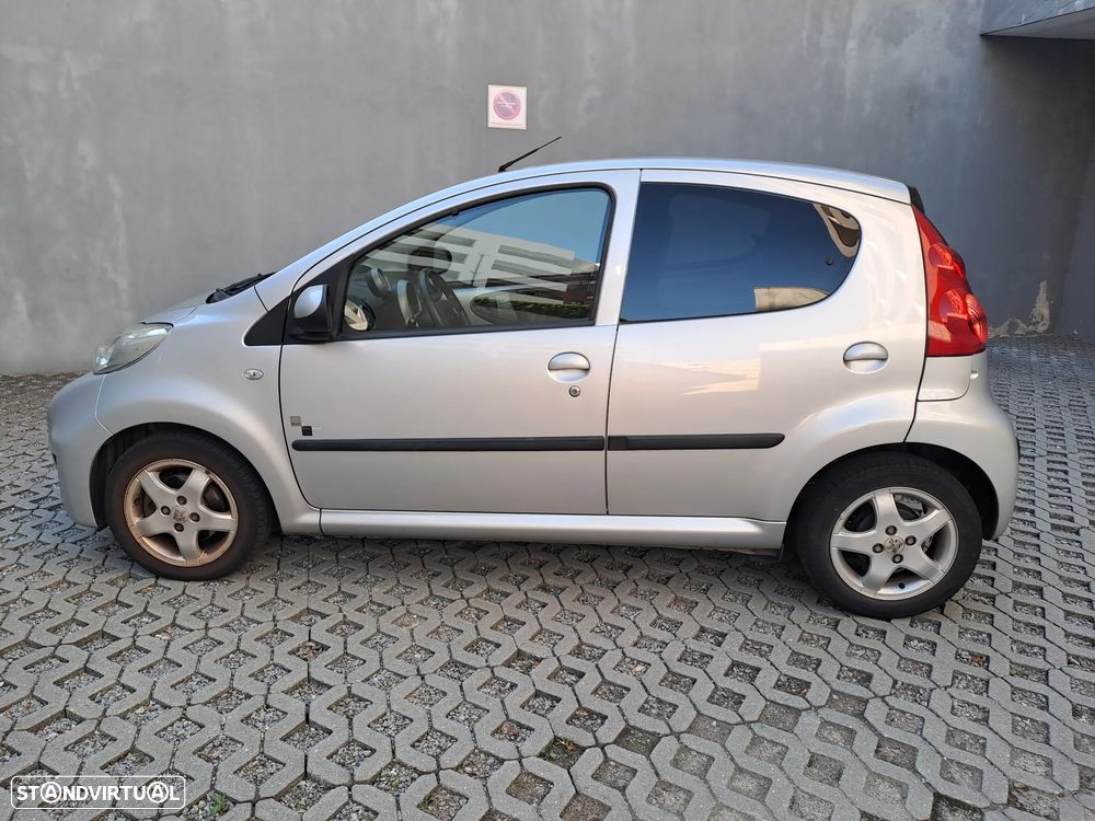 Peugeot 107 1.0 Black&Silver - 3