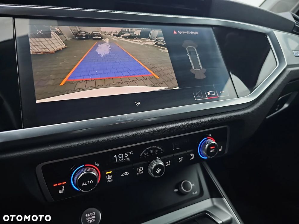 Audi Q3 35 TFSI S-Line - 22