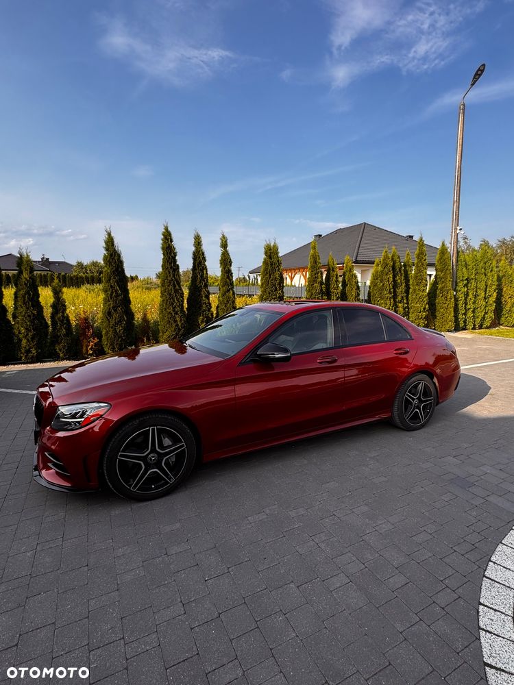 Mercedes-Benz Klasa C 300 4MATIC 9G-TRONIC - 2