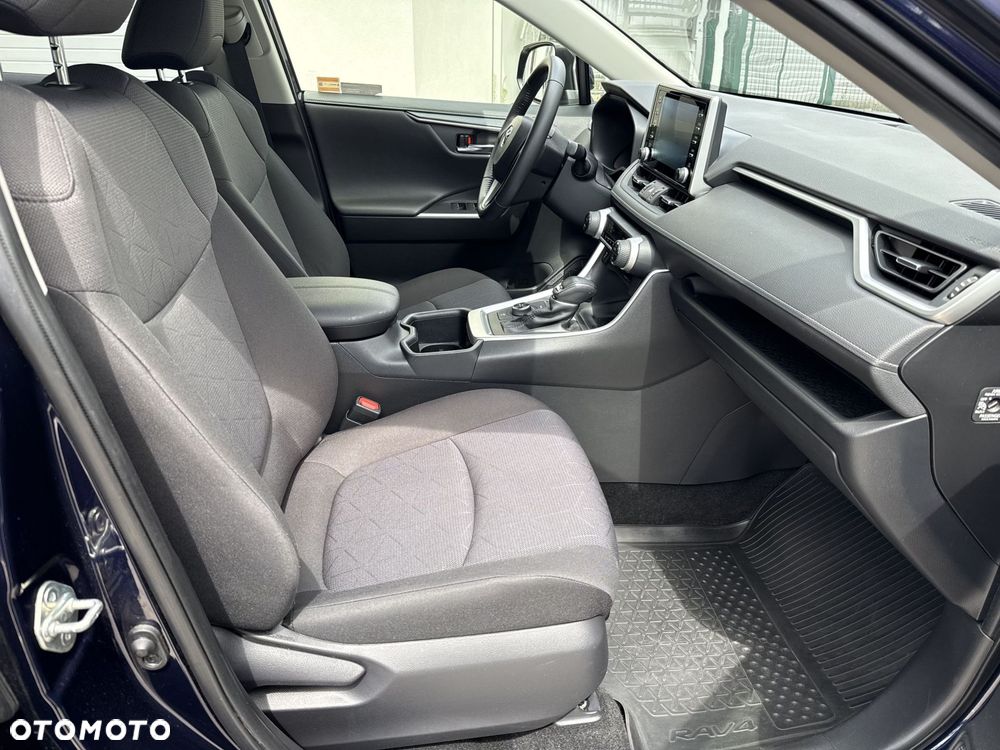 Toyota RAV4 - 7